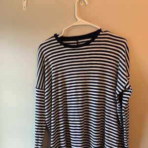 American Eagle Long Sleeve Stripped Shirt